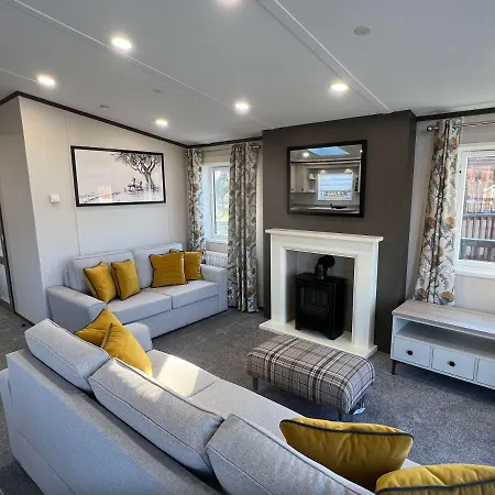 度假居 Blue Bell With Hot Tub Malton *